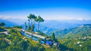 Darjeeling, West Bengal Photo Credit: https://siliguritourism.com
