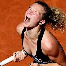 Kateřina siniaková (born 10 may 1996) is a czech tennis player. French Open 2019 Naomi Osaka Crumbles In Shock French Open Defeat To Katerina Siniakova Eurosport