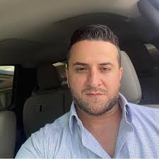 Waymo crashed into Waymo today in Phoenix . Although it's 6 times safer  than human drivers. accidents still happen. LiDAR based autonomous starts  easier but hits ceiling and hard to improve further