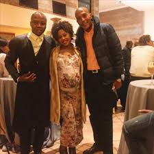 She studied journalism and communications at rau and also has an honours degree in english literature . Redi Tlhabi Shows Off Her Baby Bump