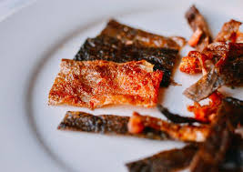 Crispy Salmon Skin Rice Bowls Recipe Cooking Salmon Salmon Skin Baked Salmon Recipes