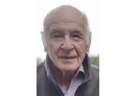 Nina Betts's Instagram, Twitter & Facebook