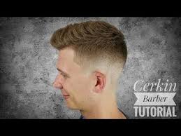Haarschnitt Tutorial 2018 Textured Haircut Skin Fade Tutorial Youtube Haarschnitt Haarschnitt Ideen Haarschnitt Manner