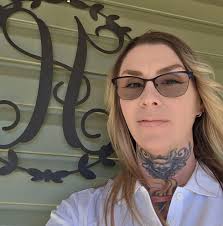 Denise Hallowood (@denise.hallowood) • Facebook