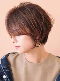 ショートヘア カジュアル美人ショートボブ beautrium 表参道の髪型 ヘアスタイル ヘアカタログ 2019秋冬 ショートのヘアスタイル 女の子の髪 ヘアスタイリング