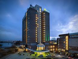 Nearby companies including deutsche telekom and kpmg and there is ample parking at the hotel. Hotels In Hamburg Top 5 Hotels In Hamburg Germany By Ihg Price From Eur 79 90