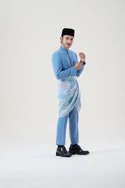 Menjelang tanggal 22 oktober, tepatnya hari santri nasional, kami dari pondok pesantren modern al falah jatirokeh mempersembahkan video lagu hari santri nasional yang diperankan oleh seluruh santriwan/santriwati. Tujuh Artis Popular Duta Kempen Ramadan Raya 2020 Astro