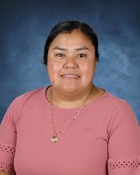 Karissa Holmes's Instagram, Twitter & Facebook