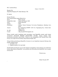 Contoh surat lamaran kerja yang baik dan benar untuk dijadikan referensi dalam usaha mencari kerja di sebuah perusahaan sesuai dengan keahlian kamu. Contoh Surat Lamaran Kerja Satpam Universitas Edukasi Lif Co Id