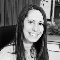 Kathy Pitt's Instagram, Twitter & Facebook