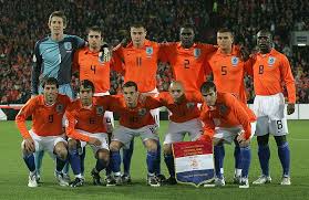 Am sonntag verliert die elftal ihr achtelfinale gegen tschechien. Fussball Europameisterschaft Euro 2008 Osterreich Und Schweiz Torwartvorstellung Torwartstars Niederlande