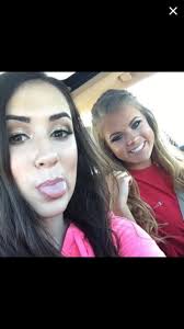 Anna Carroll (@a_carr22)