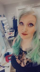 Sharing a black wedding dress aesthetic and wedding experience