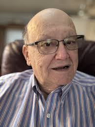 Courtney Croteau's Instagram, Twitter & Facebook