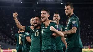 Napoli midfielder jorginho insists his team have moved on from gonzalo higuain's. Italy 2 Greece 0 Azzurri Qualifies For Euros With 3 Games To Spare Sports Illustrated