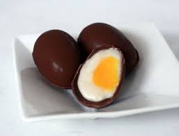 La Delicieuse Recette Secrete Des Oeufs Cadbury Maison Recipe Yummy Easter Desserts Food Cadbury Creme Egg Recipes