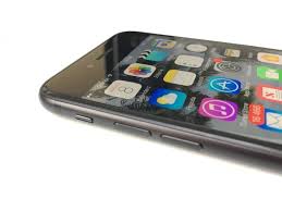 If the phone is unlocked and the alarm goes off, i just see a notification at the top of the display that i can swipe to snooze, . 101 Iphone 7 And 7 Plus Tips Tricks You Need To Know
