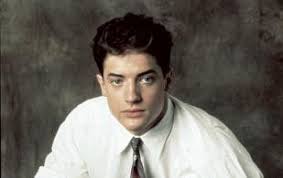 And brendan fraser looked dramatically different as he attended the no sudden move premiere brendan looked stylish for the event in a black suit, blue shirt and patterned tie as he walked the red. Der Aussenseiter Trailer Kritik Bilder Und Infos Zum Film