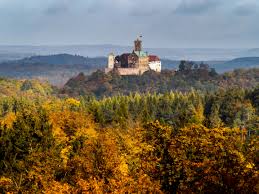 Blick Von Der Hohen Sonne Auf Dem Rennsteig Nahe Eisenach Auf Die Wartburg Foto Sascha Willms Burgen Und Schlosser Burg Ausflug