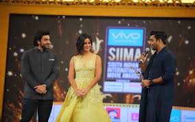Siima Awards 2017 Day 2 Mohanlal Wins Best Actor Vijay Bags Best Entertainer Movies News Siima 2017 tamil awards main ev. siima awards 2017 day 2 mohanlal wins
