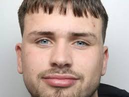 Self-proclaimed 'Jim Carrey' lookalike mocks police online after wanted  notice