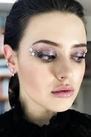 Glitzer Make Up Diesen Herbst Wird Gefunkelt Glitzer Make Up Make Up Augen Alien Make Up