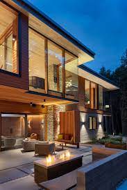 Outdoor Living Room In Rural Ontario Modern House Design Split Level House Split Level House Design Modern House Design