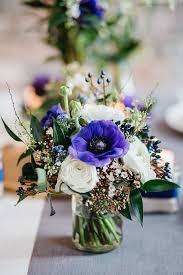 Blume Des Monats Februar Anemone Tischdekoration Hochzeit Blumen Fotografie Blumen Blumengestecke Hochzeit