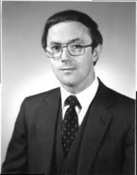 Distribution deputy counsel retires after 39 years of service > Defense  Logistics Agency > News Article View