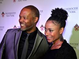 The parents may spawn again within two to three weeks. Dominique Dawes Wins Another Medal At Pierre Toussaint Scholarship Dinner Catholic New York