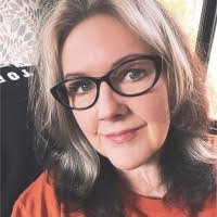 Teresa Hennessy's Instagram, Twitter & Facebook