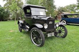 It is a favourite for car enthusiasts and others that are looking for something entertaining and crave car restoration projects. Mark Greeley Magnus From Lone Star Cars Drops By Gas Monkey
