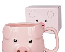 mug featuring a pigの画像