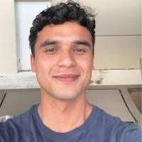 50+ perfiles de «Pablo Prado»