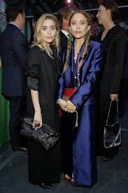 #the olsen twins look like one of them knows how you die and the other knows when you die #olsen twins #mary kate and ashley #miles jc #lezjc #chickenfarmersan. Mary Kate And Ashley Olsen Wearing Blazer Dresses Popsugar Fashion