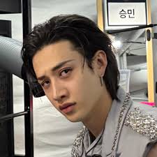 Bang chan why aren't you replying to me l know you have a lot of fans but  please at least write to me