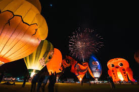 For the fifth consecutive year, the penang hot air balloon fiesta will be lighting up the night sky with 15 gigantic hot air balloons for two days. Penang Hot Air Balloon Fiesta 2018 Roadtrippers Asia