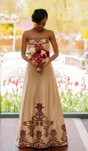 These Red And Gold Damask Details Are Perfect For A Regal Wedding Ethiopian Wedding Dress Ethiopian Wedding Ethiopian Dress