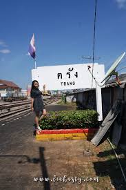 Entah bermain mengenal hewan di taman safari, bermain seluncuran di kolam renang, atau pun ke tempat alam seperti air terjun menjadi daya tarik utama dari kota bogor. Trang Thailand Teroka Bercuti Dan Melawat Tempat Menarik Di Trang Lia Hasty