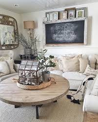 Stay Close To Anything That Makes You Glad To Be Alive Happy Wednesday Friends I Hope You All Muebles De Lujo Decoracion De Salas Decoracion De Interiores