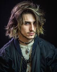 男の長髪は外国人に学ぶ海外メンズのロングヘア画像１０選 海外に