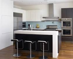 Jika ditanya, dimana par ibu banyak menghabiskan waktu saat dirumah? High Quality White Simple Kitchen Furniture Small Bar Counter Designs For Kitchen Design Buy Small Bar Counter Designs Mini Bar Counter Kitchen Bar Counter Product On Alibaba Com