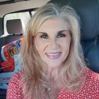 Becky Rich's Instagram, Twitter & Facebook