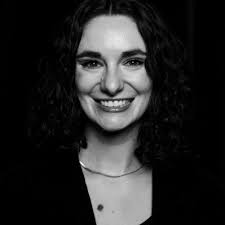 Maggie Duncan's Instagram, Twitter & Facebook