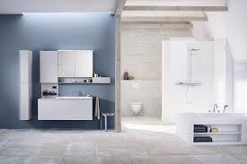 Bad accessoires serien, kopfbrausen aus messing oder edelstahl, handbrausen sets, brausegarnituren, duschschläuche, wandanschlussbögen, halterungen für. Alles Furs Bad Das Einfamilienhaus