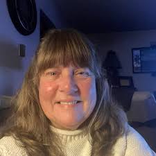 Is the honey for sale next to Warren country Inn good and how much does it  cost?