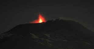 Jul 08, 2021 · planen sie eine reise zum ätna? Atna Ausbruch 2020 Atna Ein Seltsamer Ausbruch In Der Voragine Go Etna
