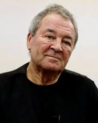 Ian Gillan Official Site added...