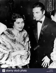 L'area in cui lo studio immobiliare orsini svolge la propria attività professionale di intermediazione è prevalentemente quella della riviera. Prinzessin Soraya Mit Ihrem Geliebten Prinz Raimondo Orsini Stockfotografie Alamy