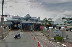 Dari thailand ke malaysia, salah satu rute umum adalah naik kereta dari bangkok ke hatyai, lalu disambung shuttle. Panduan Memandu Kenderaan Malaysia Ke Thailand Melalui Rantau Panjang Sg Golok Sawanila Com